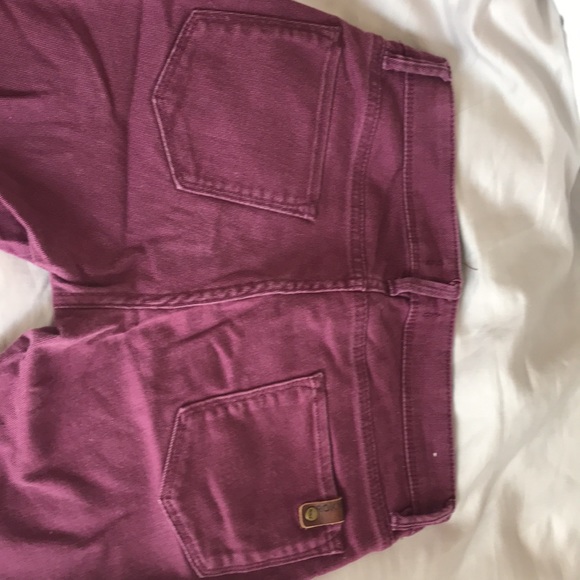 Roxy Jeans - Picture 2 of 4
